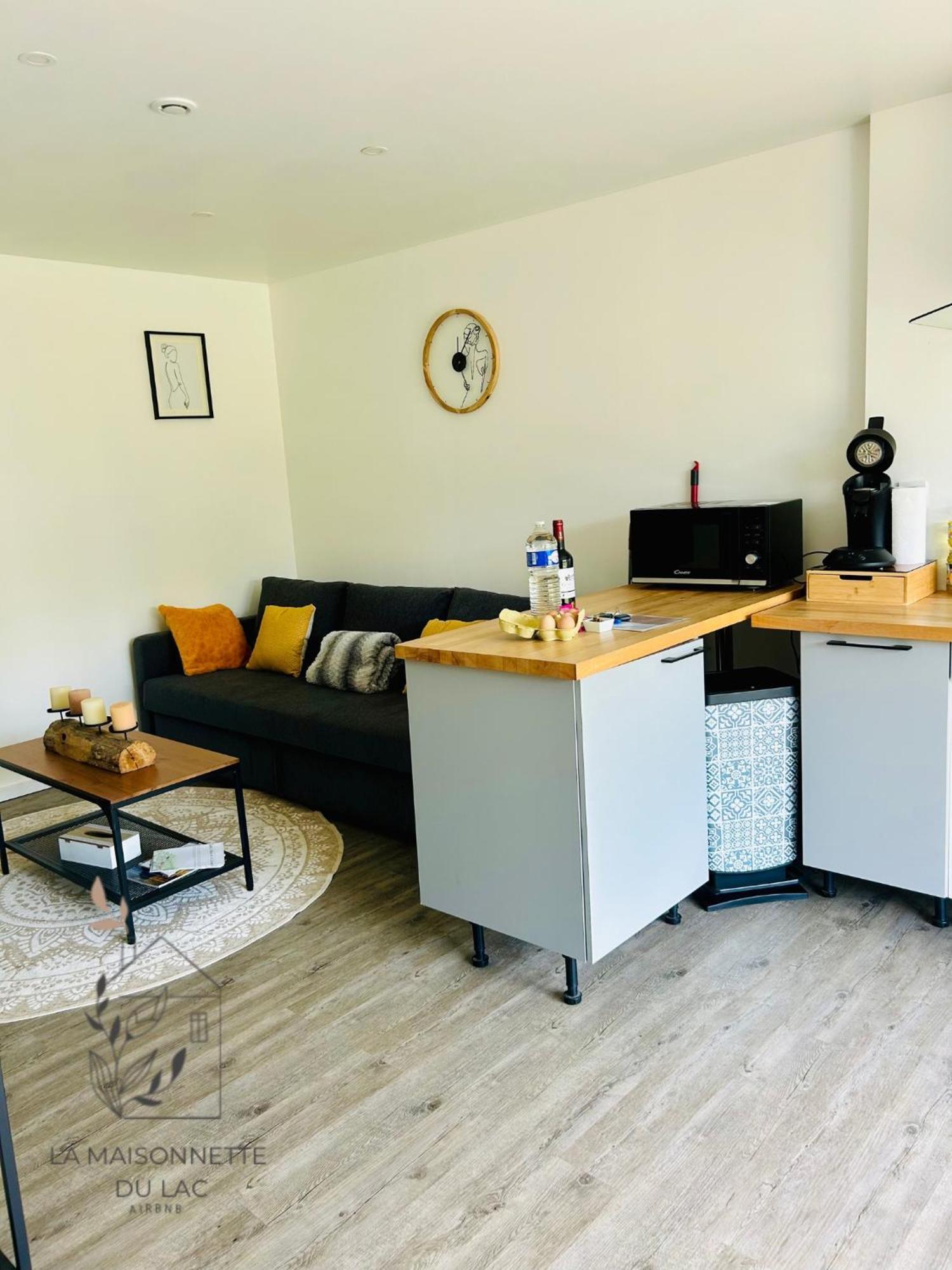 Izon Maison Avec Acces Au Lac מראה חיצוני תמונה